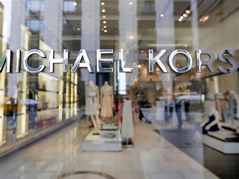 michael kors firma